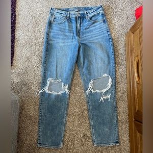 American Eagle Mom Jeans